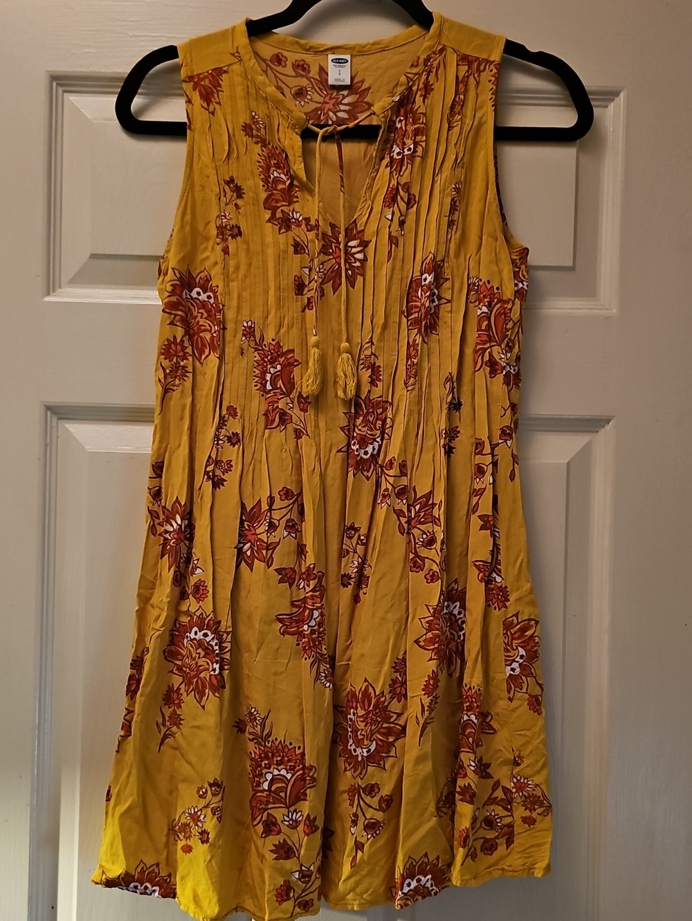 Sleeveless Mustard Floral Tie-Neck Dress